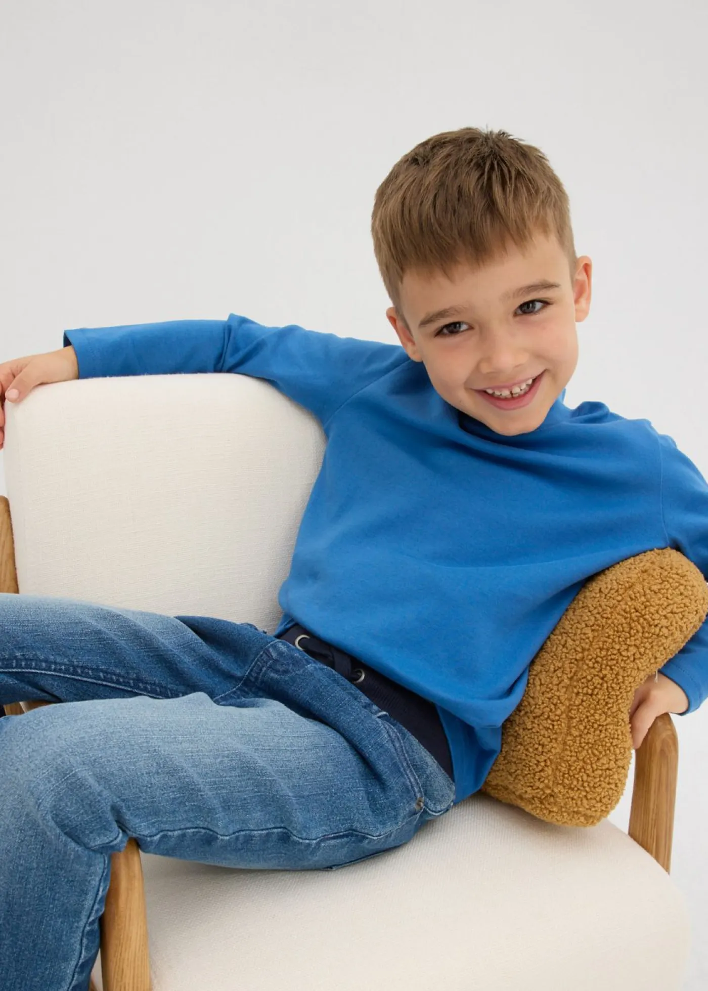 Niños bonprix bonprix Camiseta de manga larga de algodón orgánico puro con cuello (2 unidades)