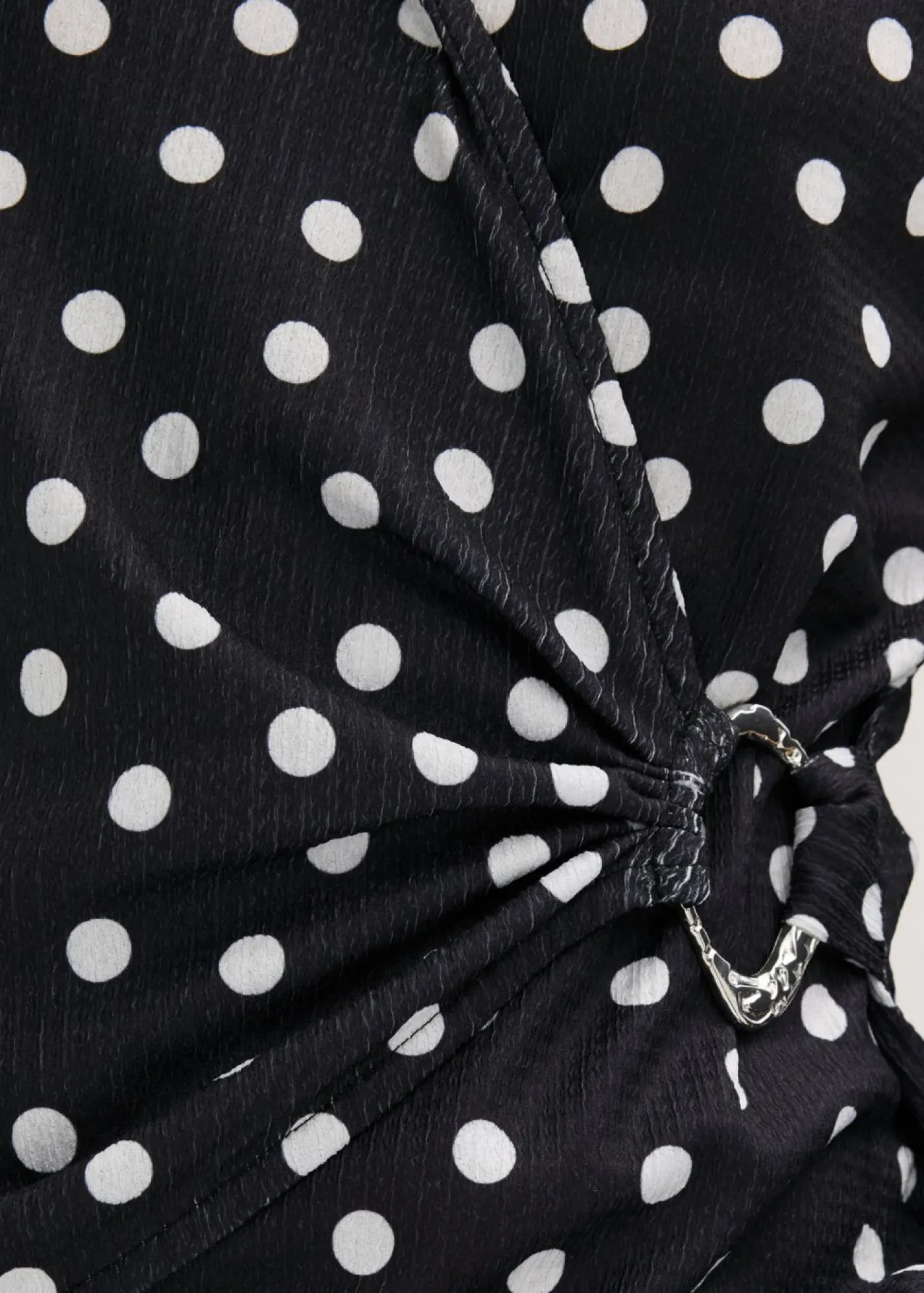 bonprix bonprix Camisetas>Camiseta de manga larga de punto estructurado negro - blanco topos