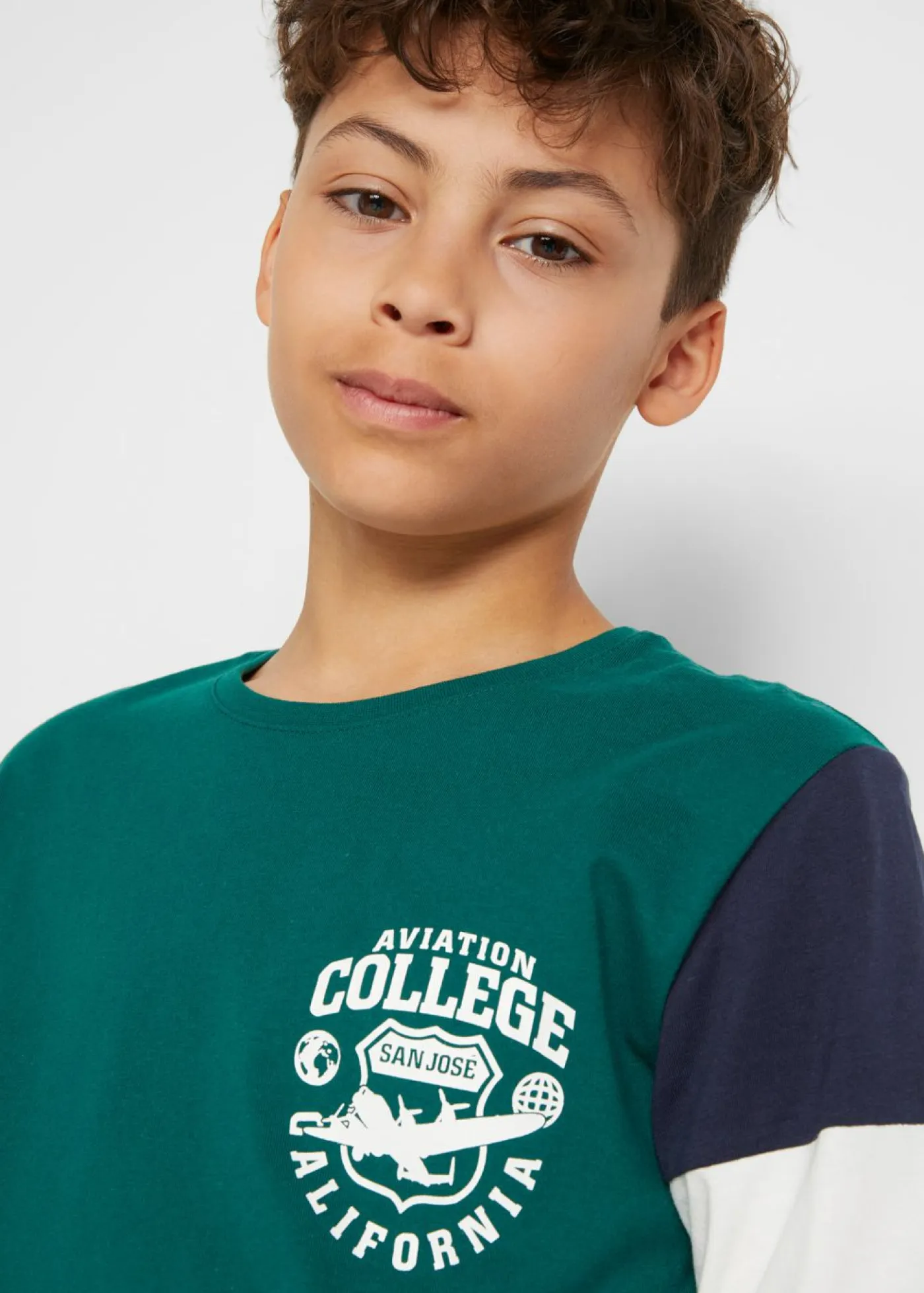 bonprix bonprix Ropa 9 A 16 Años·Camisetas|Ropa 9 A 16 Años·Packs De Ropa>Camiseta de niño de manga larga (2 unidades) verde bosque+azul marino