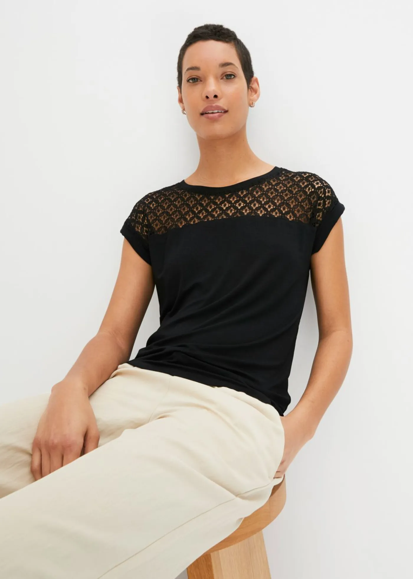 bonprix bonprix Camisetas>Camiseta de suave mezcla de viscosa Negro