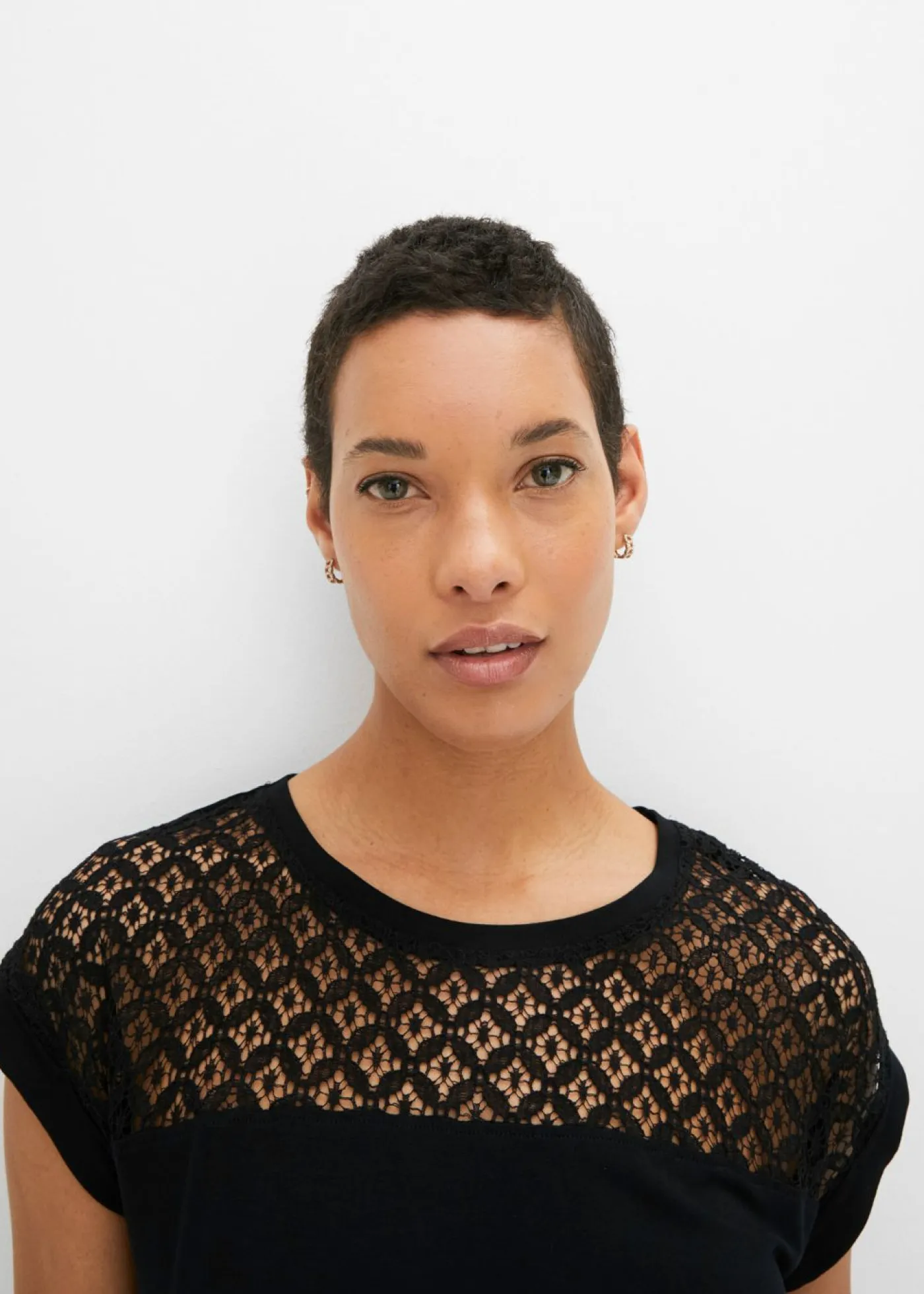 bonprix bonprix Camisetas>Camiseta de suave mezcla de viscosa Negro