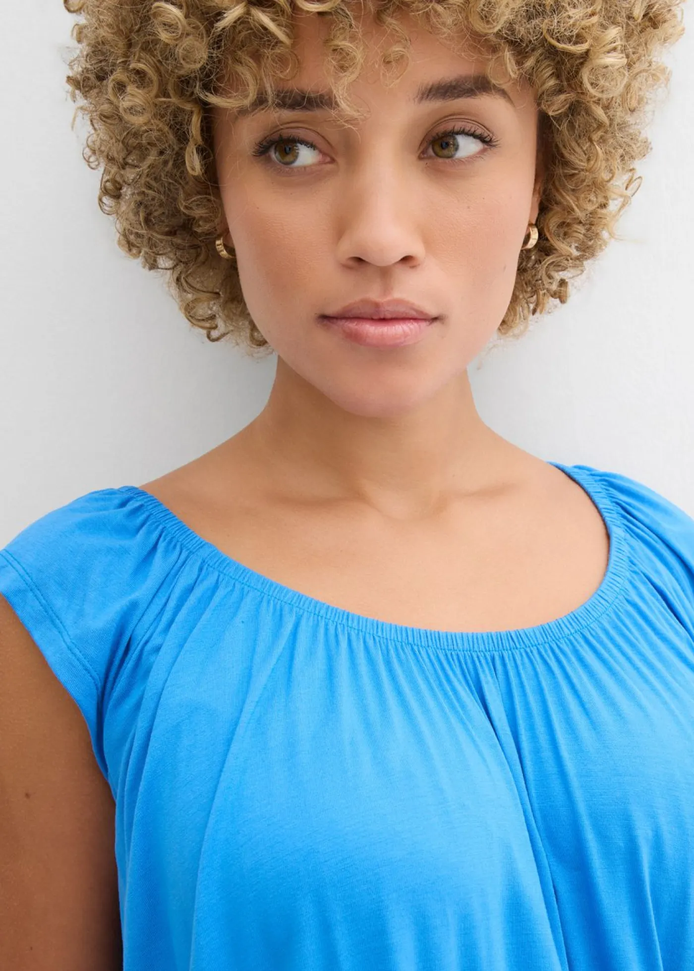 bonprix bonprix Camisetas>Camiseta de suave mezcla de viscosa azul glaciar