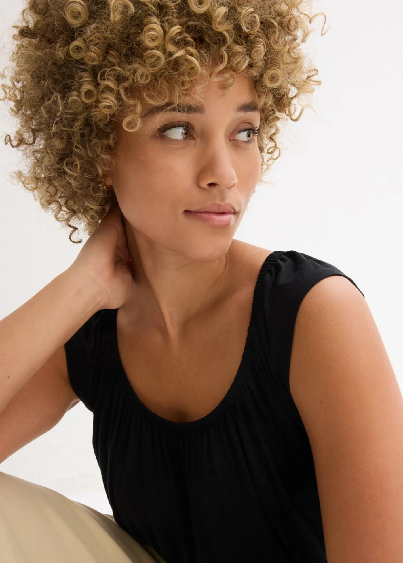 bonprix bonprix Camisetas>Camiseta de suave mezcla de viscosa Negro