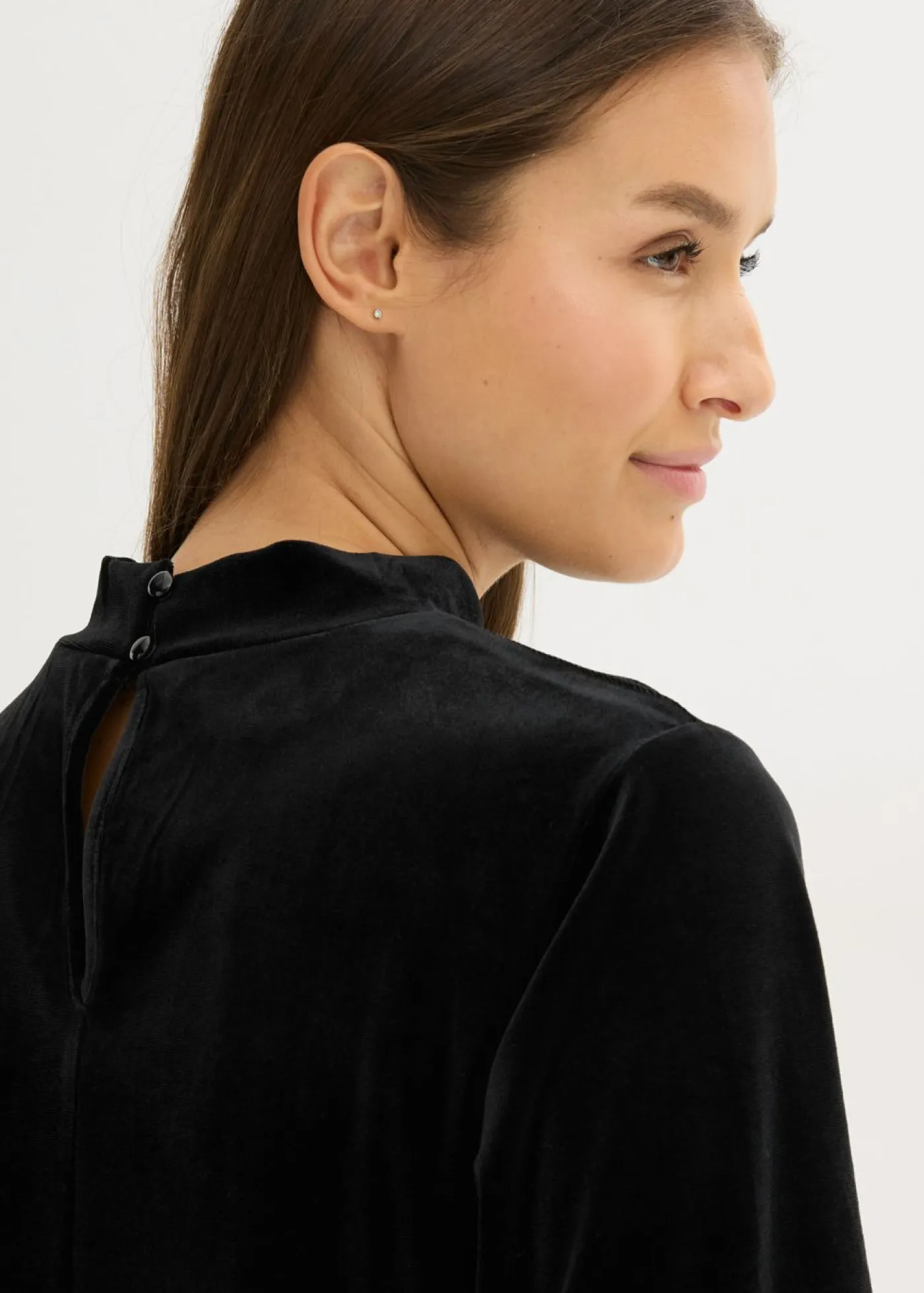 bonprix bonprix Camisetas>Camiseta de terciopelo con encaje Negro