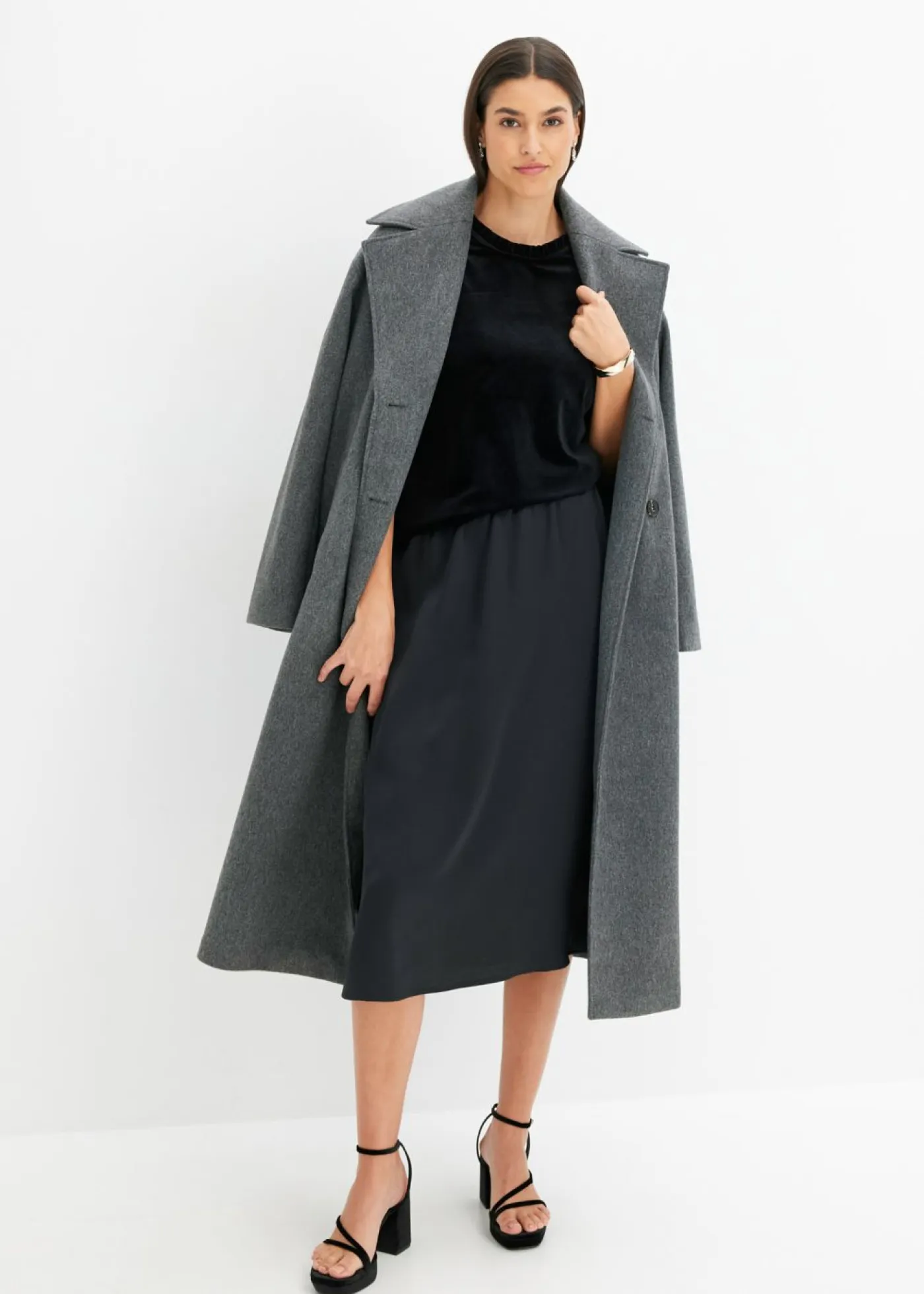 bonprix bonprix Camisetas>Camiseta de terciopelo suave Negro