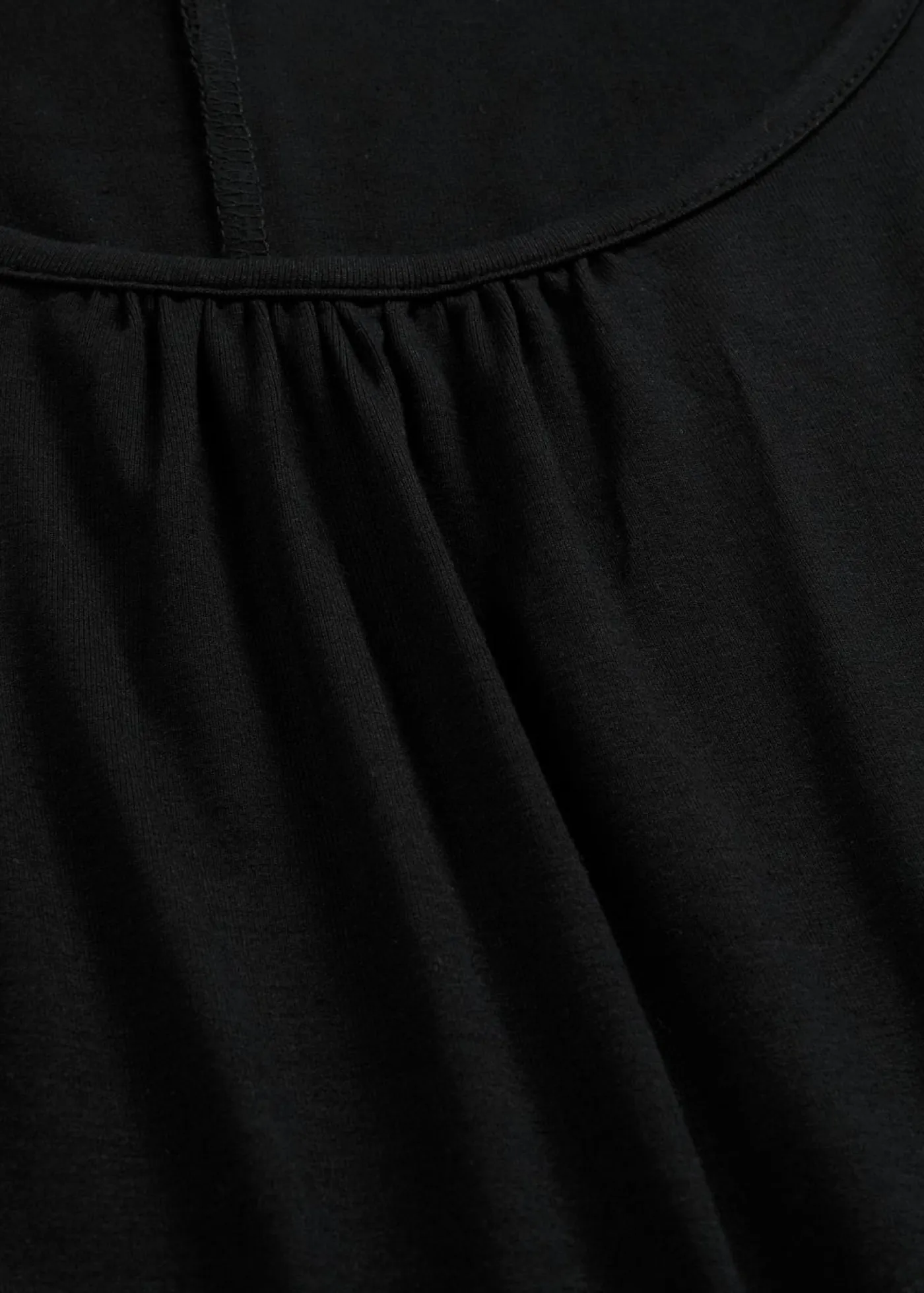 bonprix bonprix Camisetas>Camiseta de viscosa con mangas de murciélago Negro