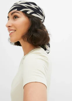 bonprix bonprix Básicos|Camisetas><noscript><img width=