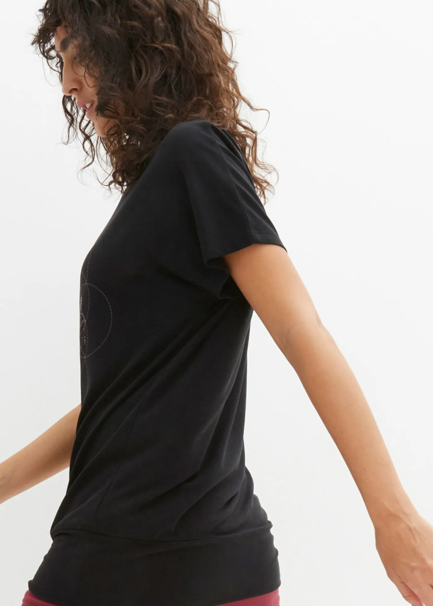 bonprix bonprix Ropa Deportiva|Camisetas>Camiseta deportiva con corte holgado Negro estampado