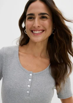 bonprix bonprix Básicos|Camisetas><noscript><img width=