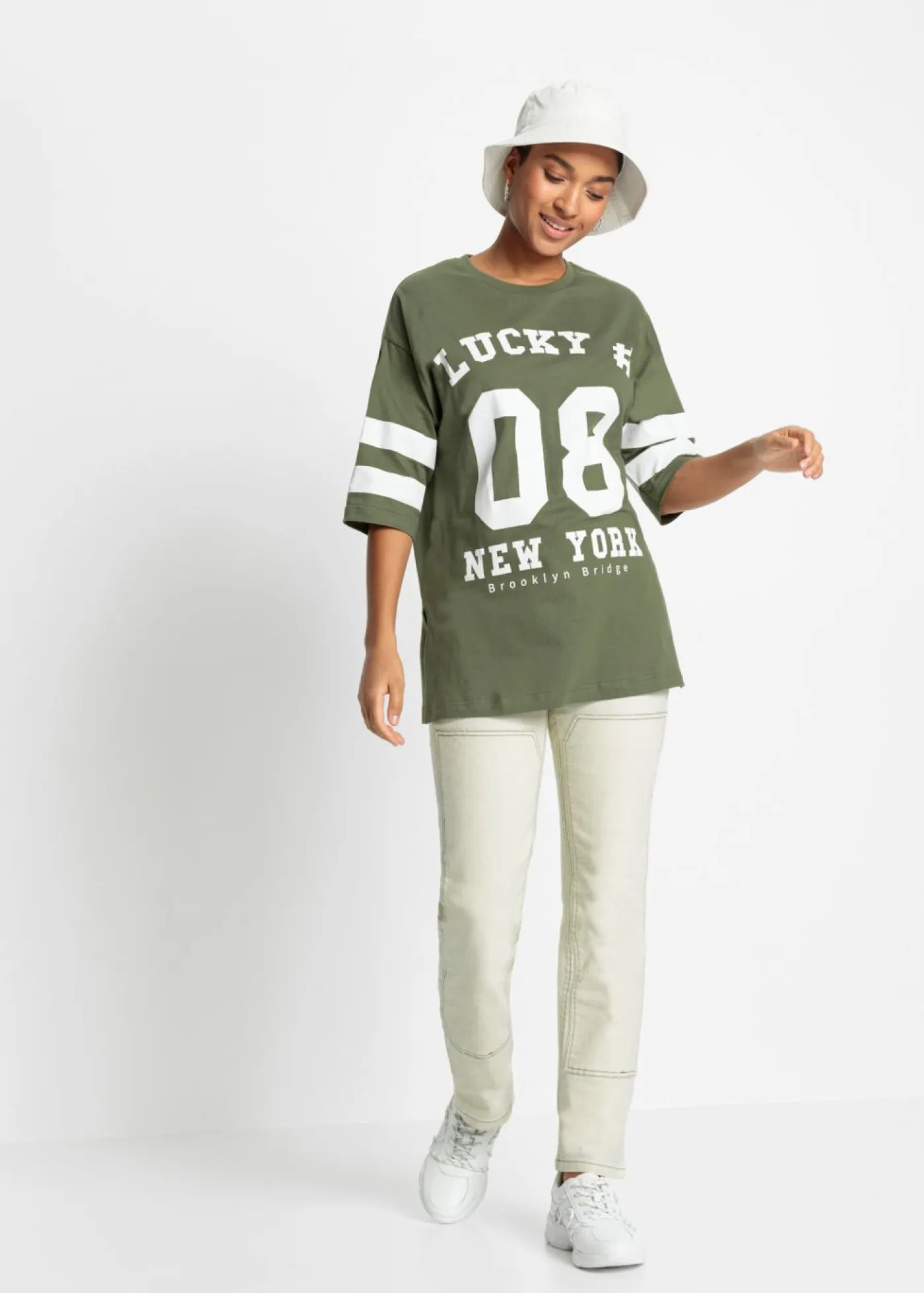 bonprix bonprix Camisetas>Camiseta holgada de algodón orgánico puro Verde oliva-blanco