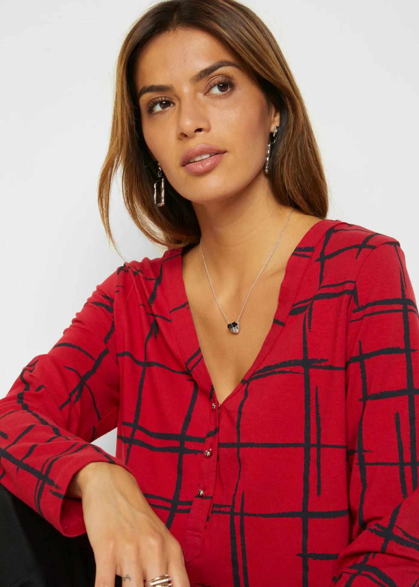 bonprix bonprix Camisetas>Camiseta larga Rojo oscuro-negro