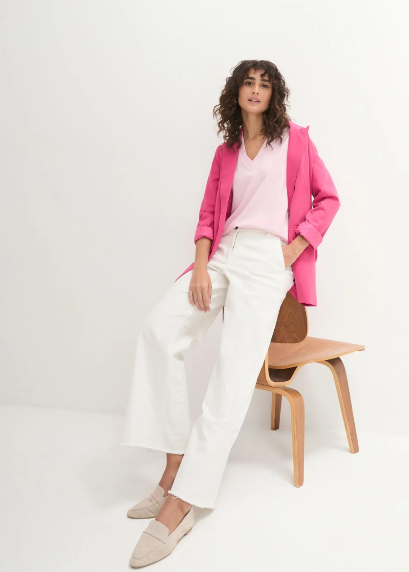 Mujer bonprix bonprix Camiseta larga ancha con cuello en V, manga corta (5 unidades)