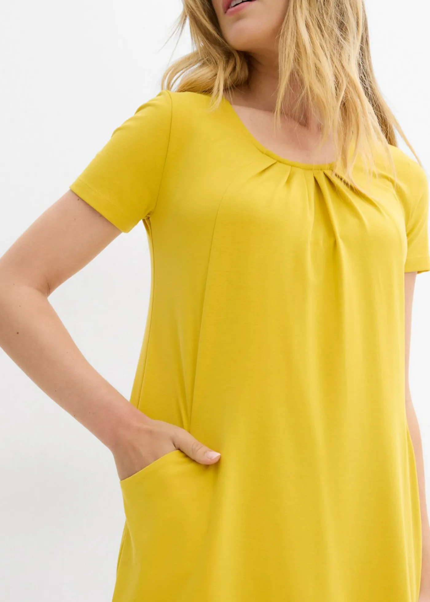 bonprix bonprix Camisetas>Camiseta larga con viscosa curry limón