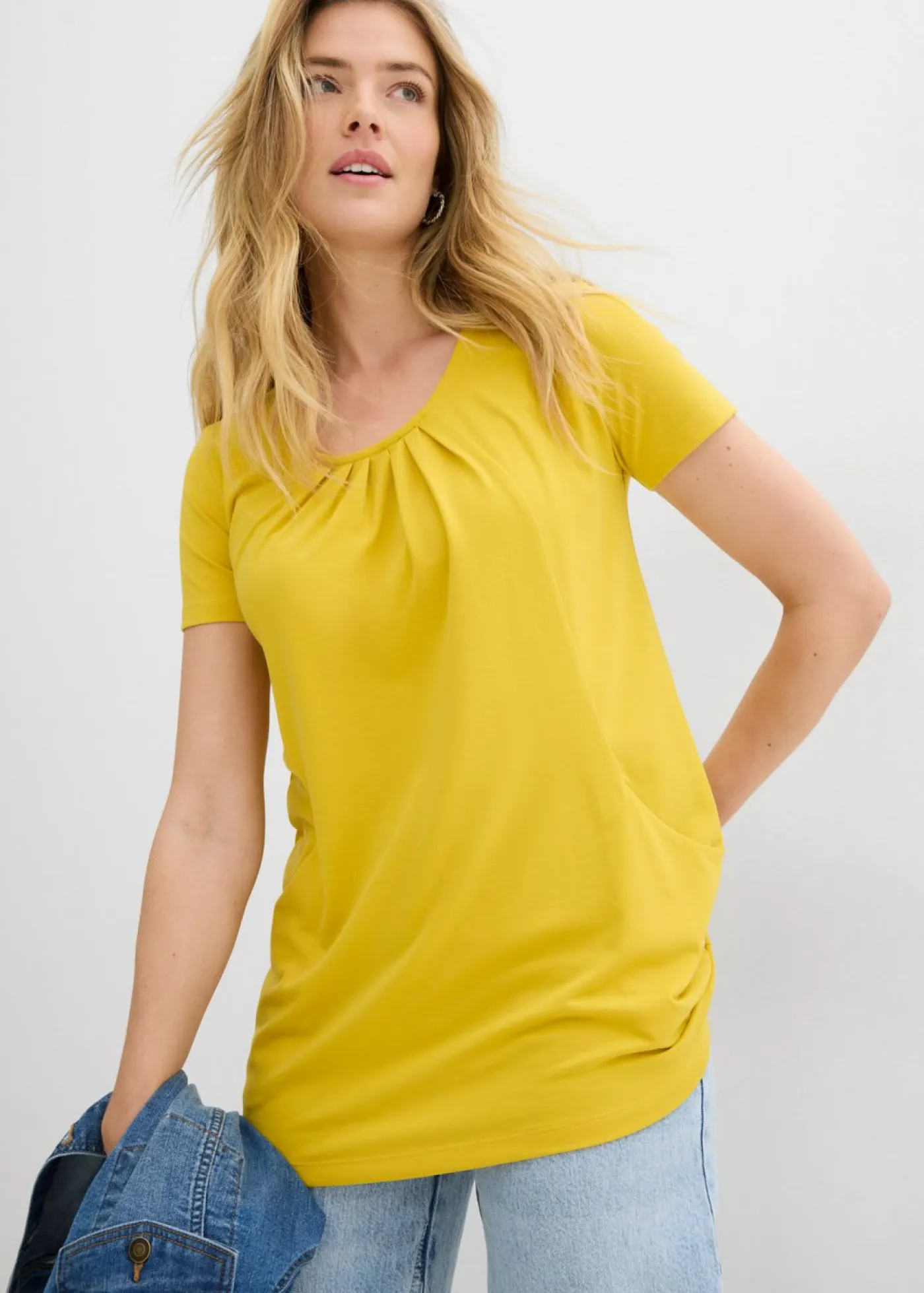 bonprix bonprix Camisetas>Camiseta larga con viscosa curry limón