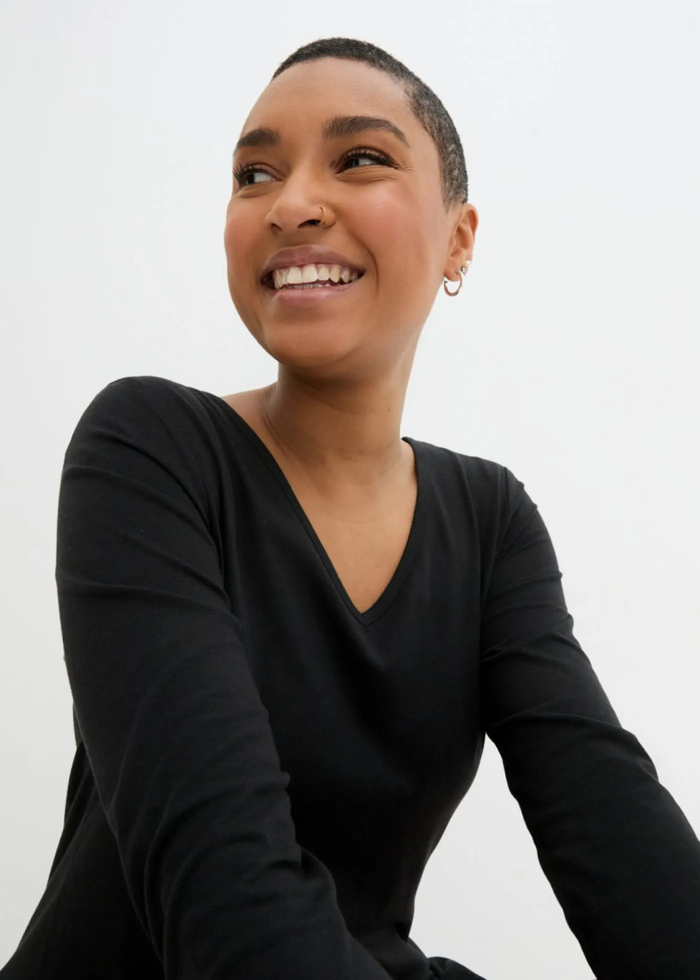 bonprix bonprix Camisetas|Novedades>Camiseta larga de mezcla de viscosa y algodón Negro