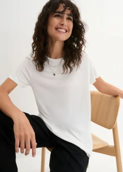 bonprix bonprix Básicos|Camisetas><noscript><img width=