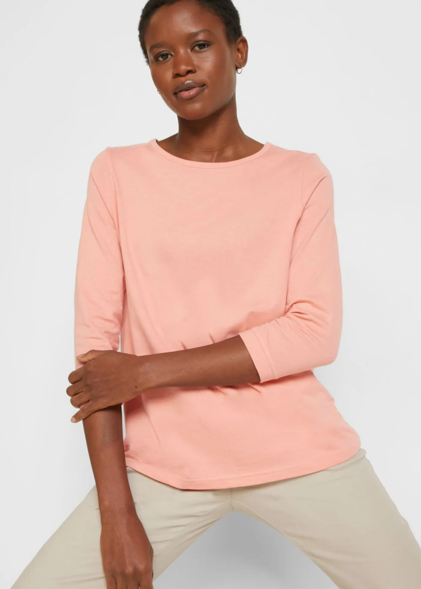 bonprix bonprix Básicos|Camisetas>Camiseta larga (5 unidades) verde eucalipto+melocotón+azul ahumado+blanco+negro