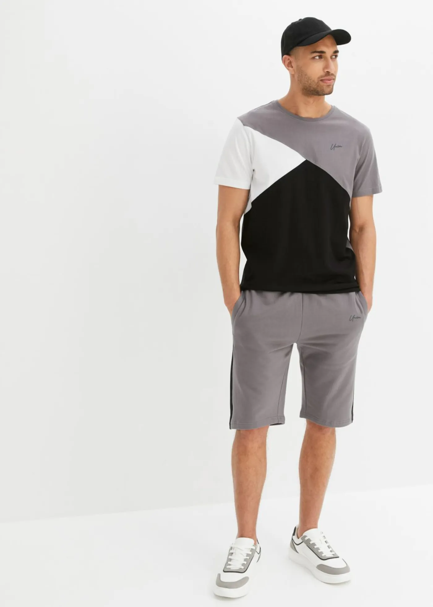 bonprix bonprix Ropa Deportiva|Pantalones>Camiseta y bermudas de chándal (2 piezas) gris ahumado/blanco/negro
