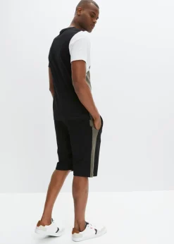 Hombre bonprix bonprix Camiseta y bermudas de chándal (2 piezas)