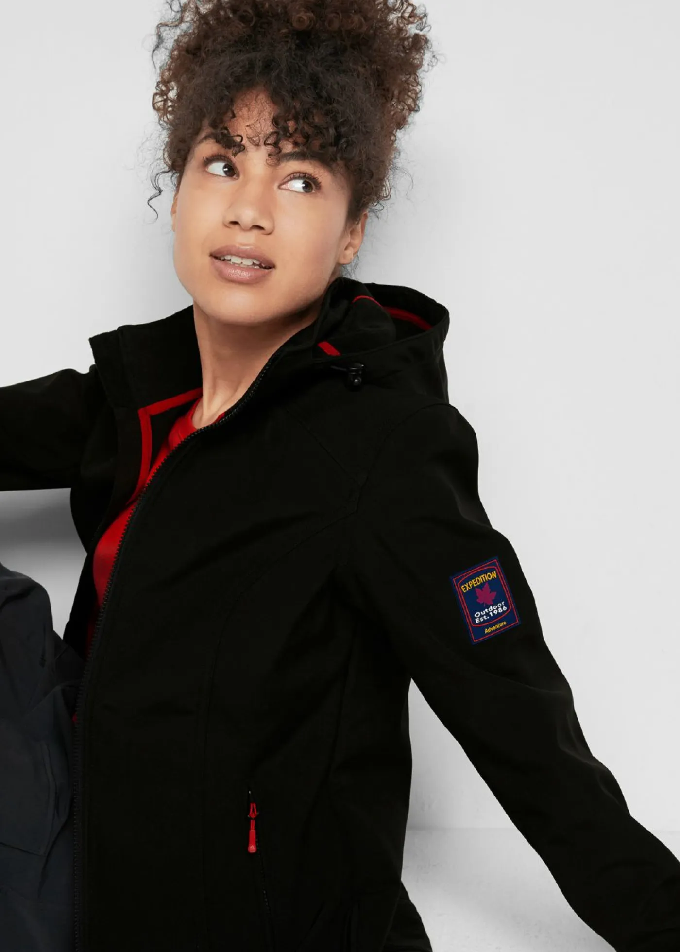 bonprix bonprix Ropa Para El Aire Libre|Ropa Deportiva>Cazadora de tejido suave impermeable Negro