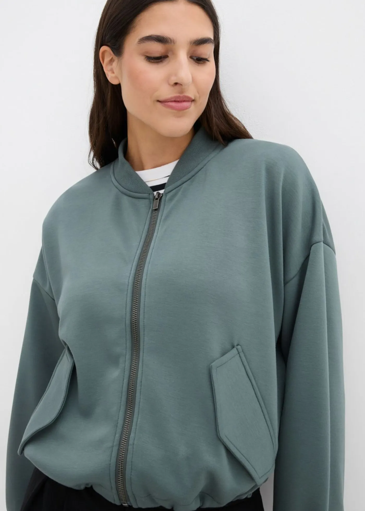 Mujer bonprix bonprix Cazadora oversize de neopreno de suave mezcla de viscosa