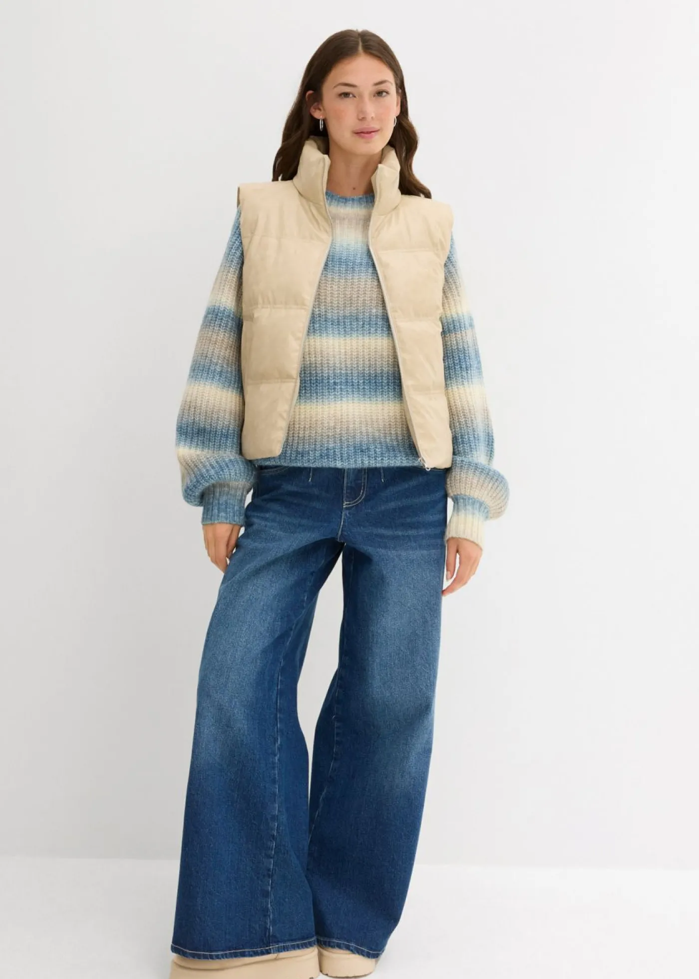 bonprix bonprix Chaquetas Y Abrigos>Chaleco acolchado de piel sintética Arena claro