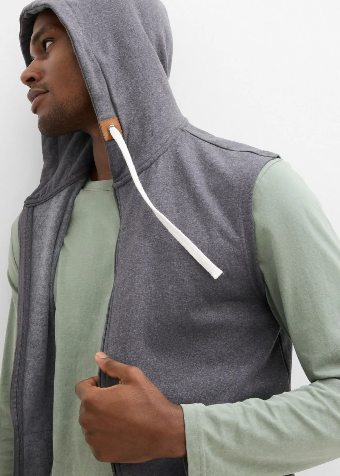 bonprix bonprix Chándals>Chaleco de chándal con capucha de suave mezcla de algodón pizarra moteado