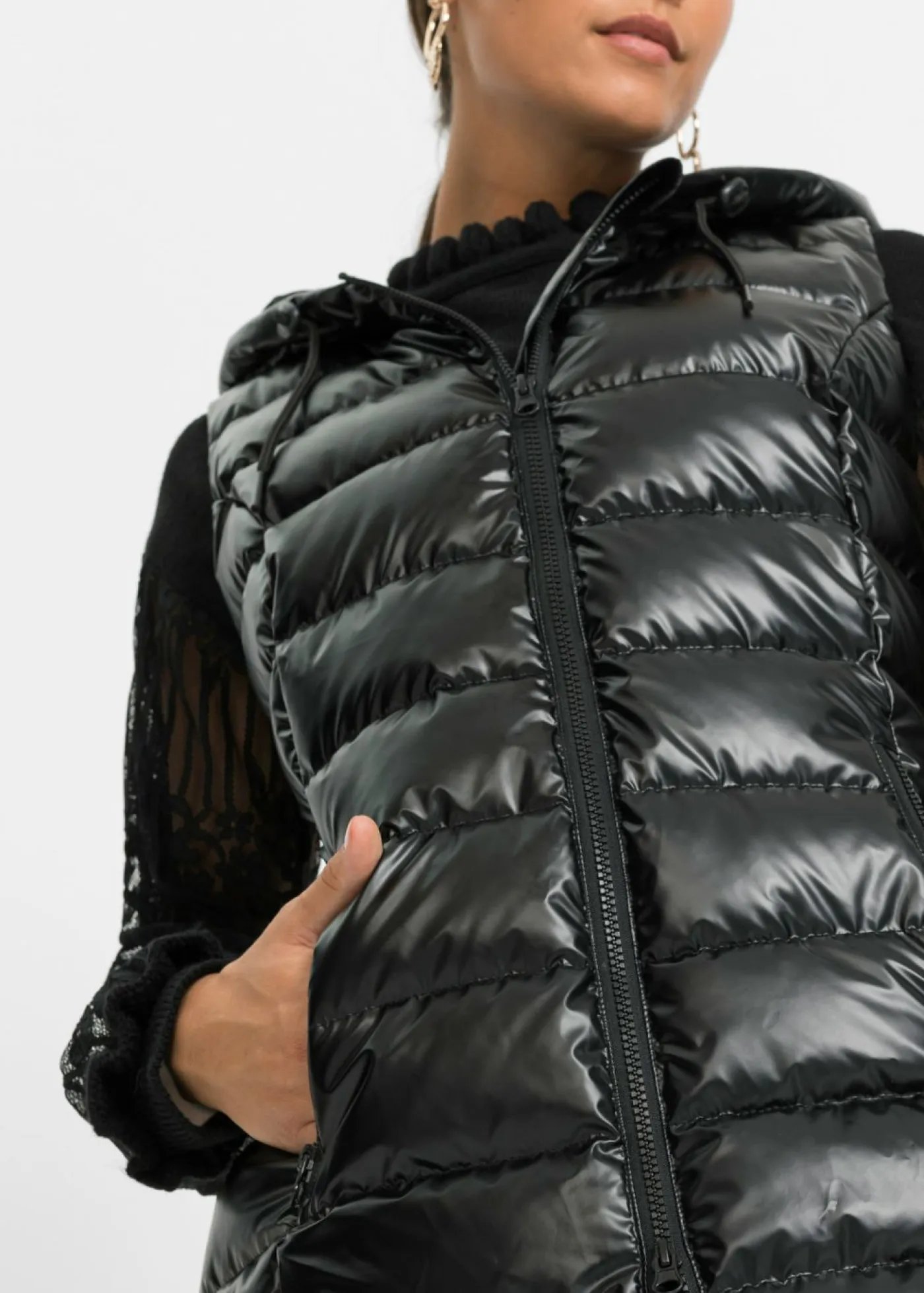 bonprix bonprix Chaquetas Y Abrigos>Chaleco guateado con diseño brillante Negro