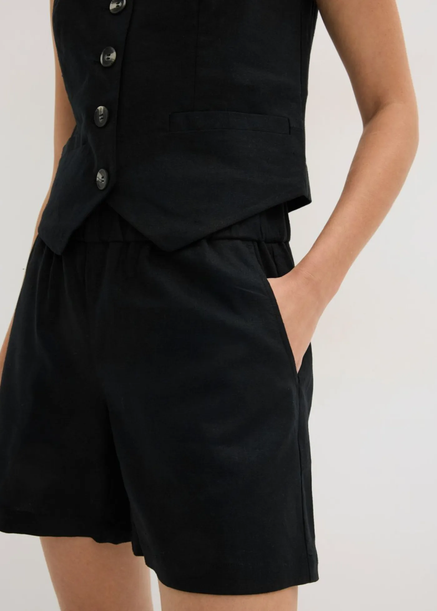 bonprix bonprix Blazers|Pantalones>Chaleco y pantalón corto de mezcla de lino Negro