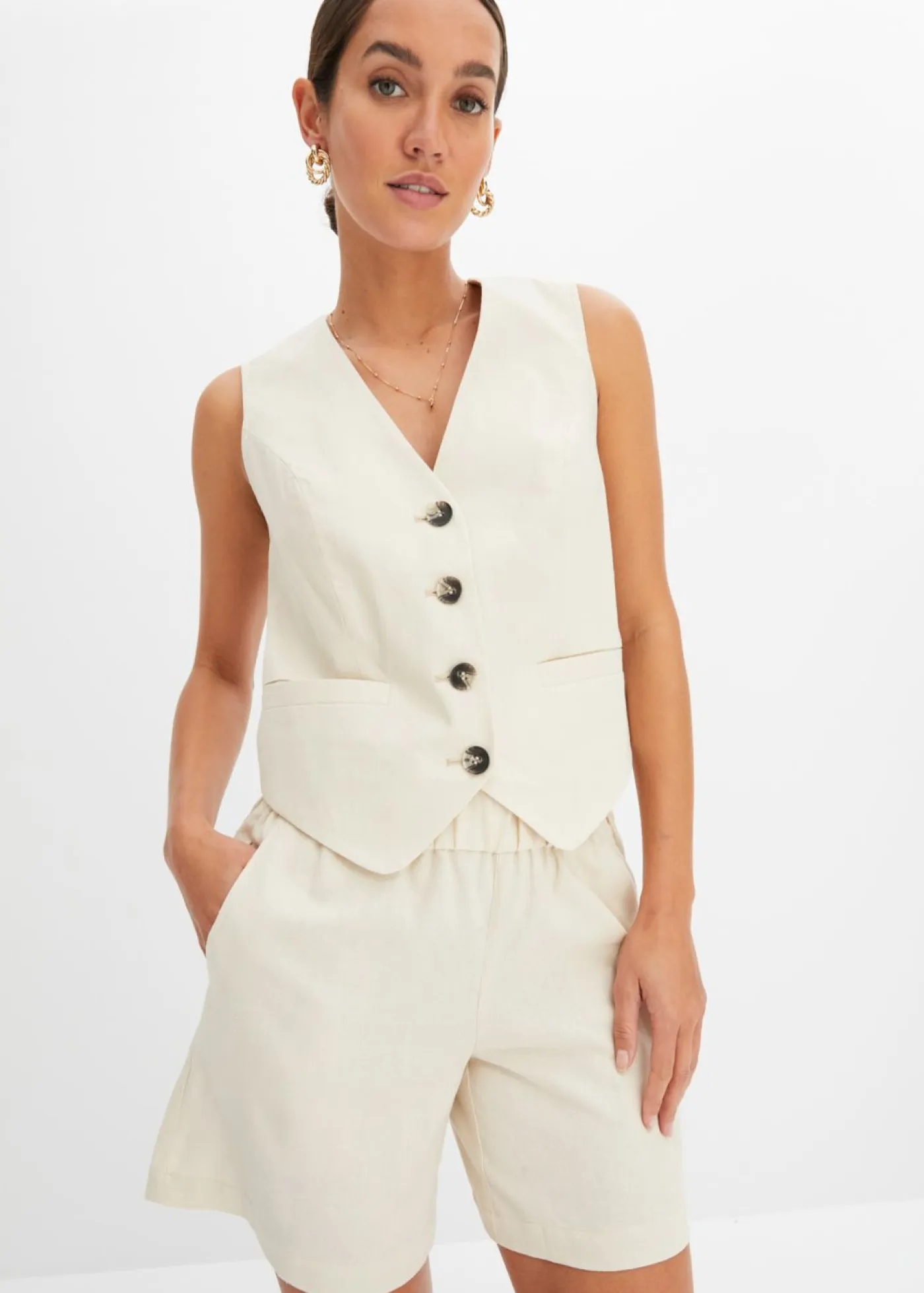 Mujer bonprix bonprix Chaleco y pantalón corto de mezcla de lino