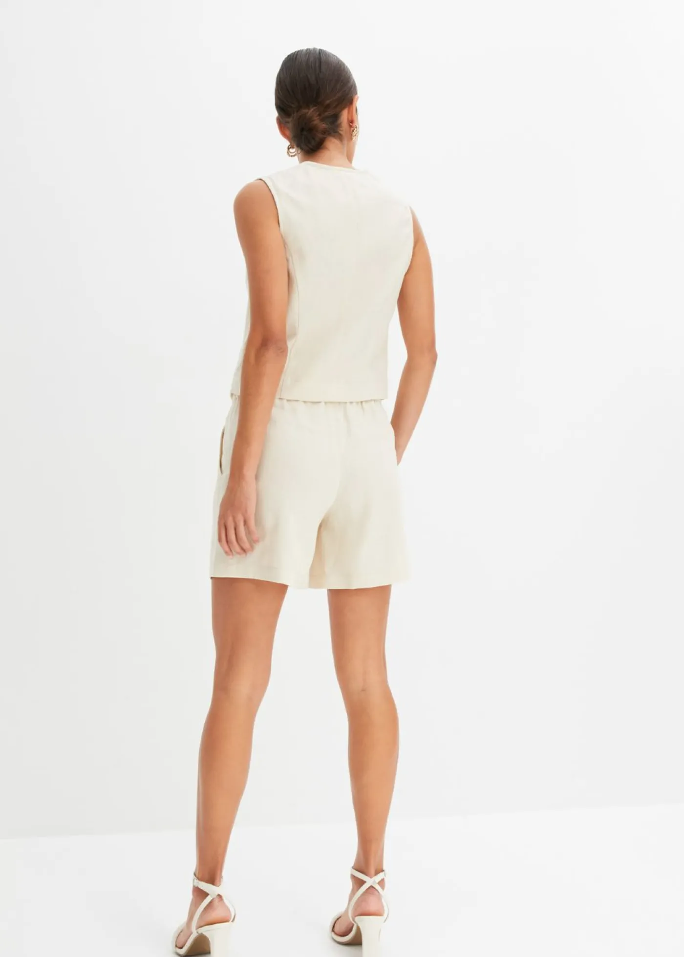 Mujer bonprix bonprix Chaleco y pantalón corto de mezcla de lino