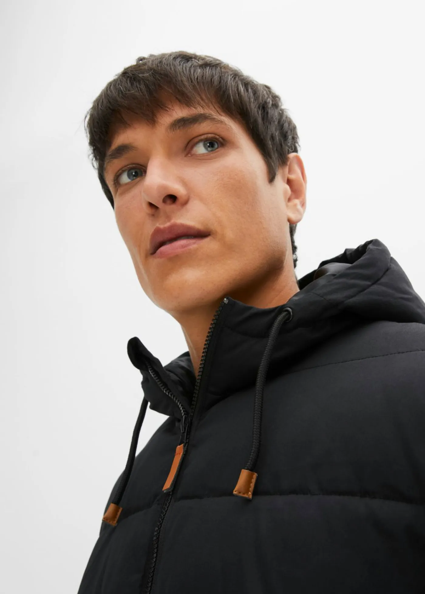 Hombre bonprix bonprix Chaqueta acolchada con corte de cazadora