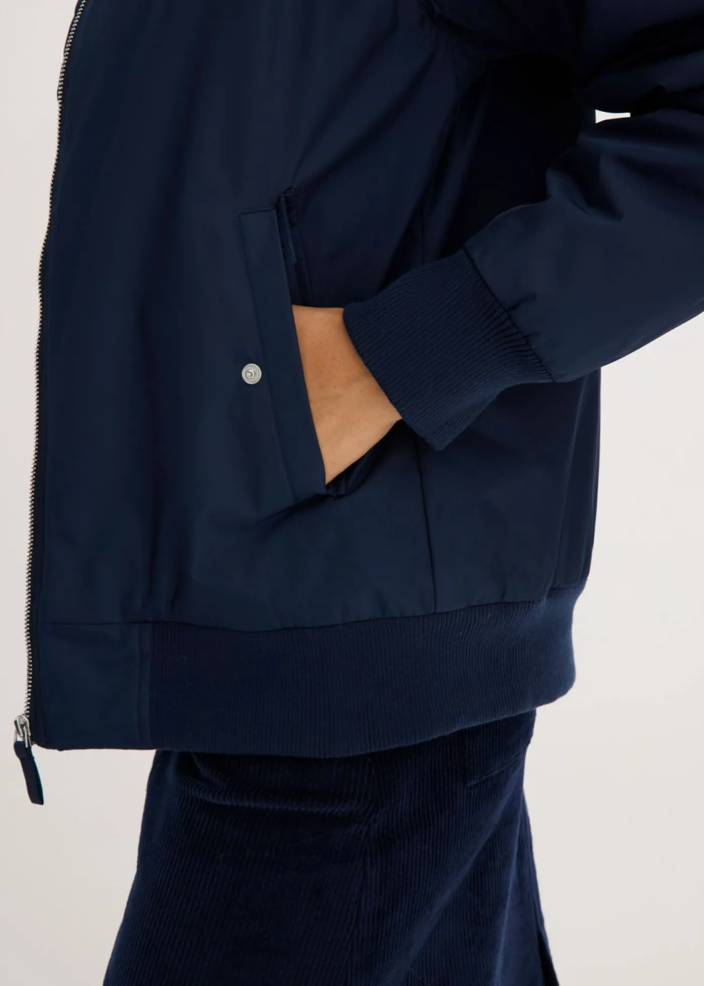 bonprix bonprix Chaquetas Y Abrigos>Chaqueta acolchada para exteriores azul tinta