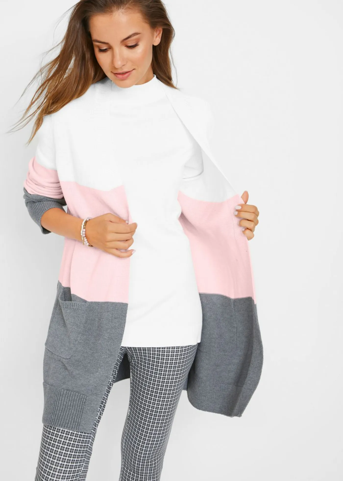 bonprix bonprix Jerséis|Ropa De Punto>Chaqueta ancha de punto con manga larga crema suave/gris moteado/rosa pálido rayas horizontales