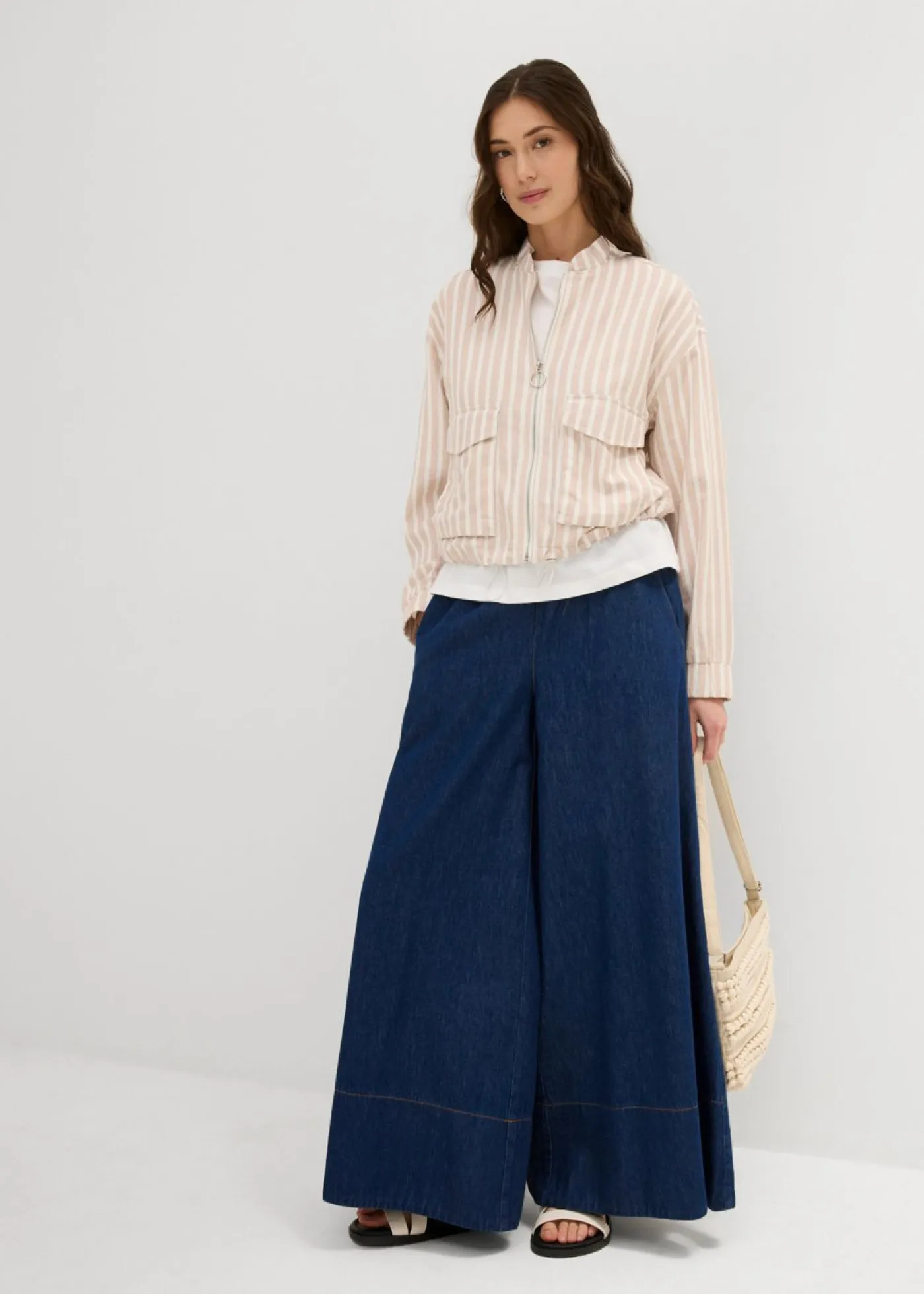 Mujer bonprix bonprix Chaqueta bomber con aspecto de lino