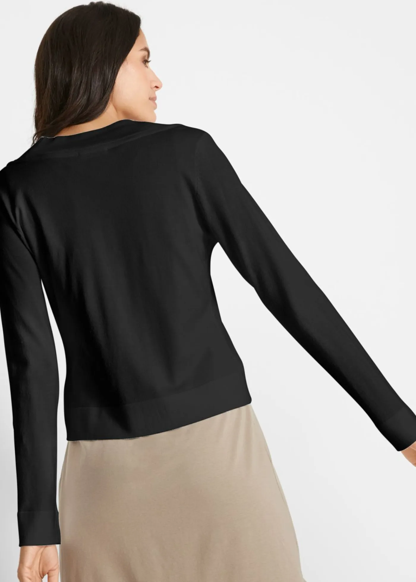 bonprix bonprix Jerséis|Ropa De Punto>Chaqueta corta de punto con viscosa Negro