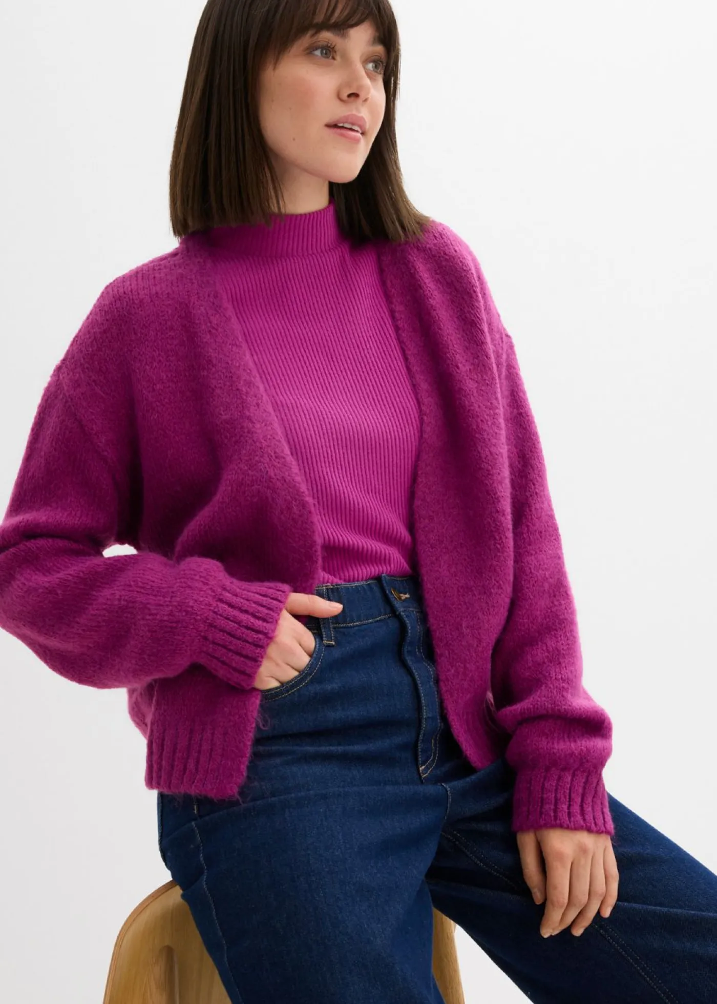 bonprix bonprix Jerséis|Ropa De Punto>Chaqueta corta de punto grueso con corte holgado Fucsia oscuro
