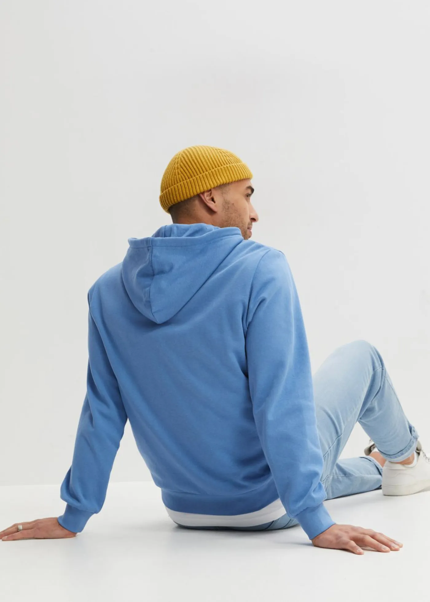 bonprix bonprix Básicos En Rebajas|Ropa Deportiva>Chaqueta de chándal con capucha, regular fit Azul cristal