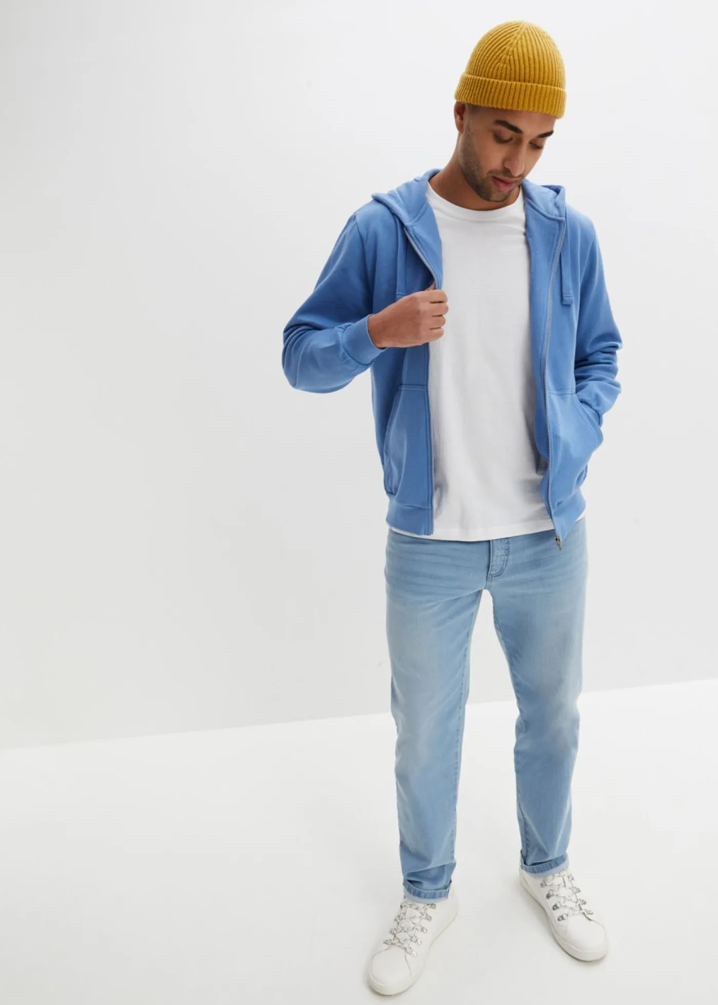 bonprix bonprix Básicos En Rebajas|Ropa Deportiva>Chaqueta de chándal con capucha, regular fit Azul cristal