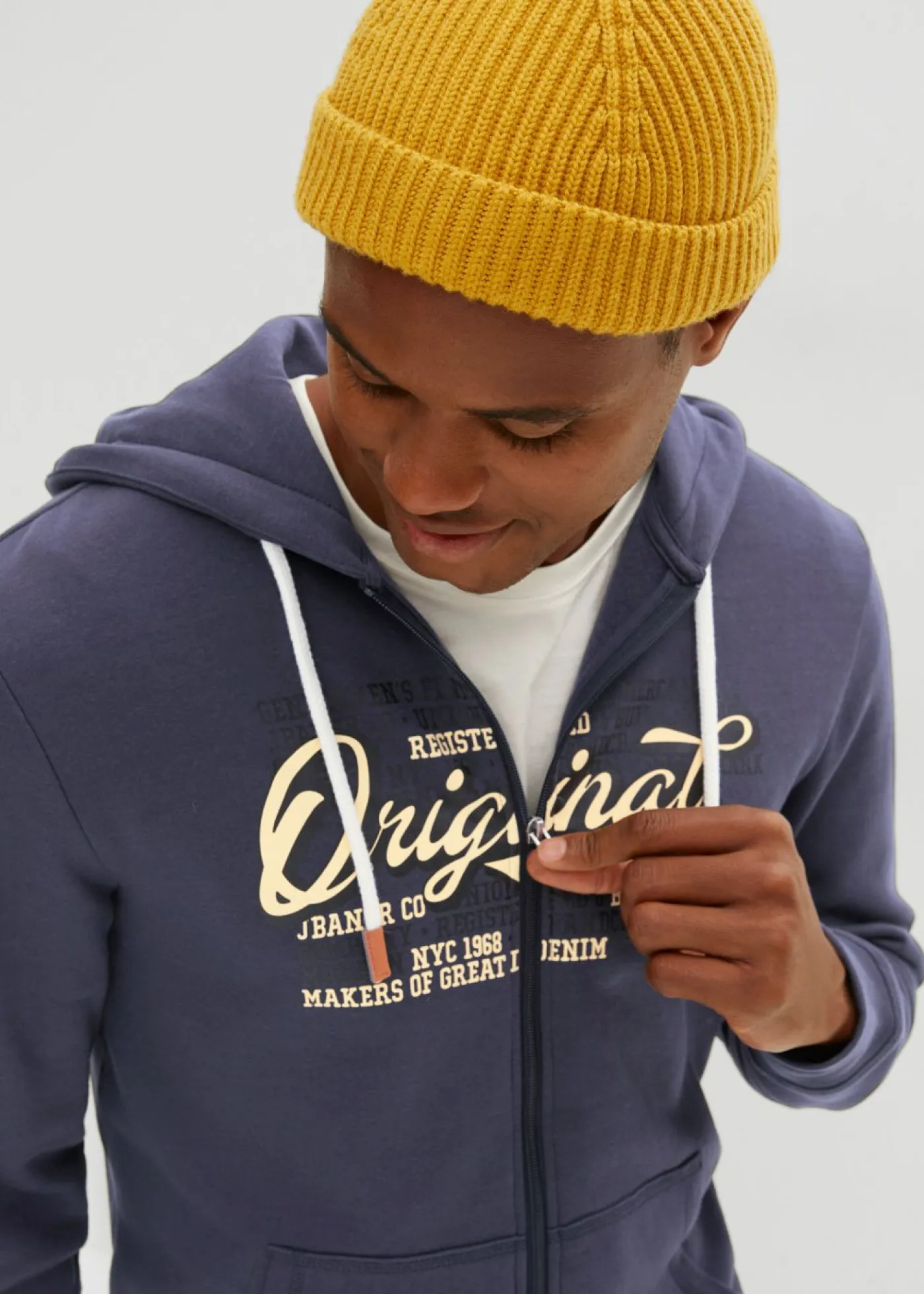 bonprix bonprix Chándals>Chaqueta de chándal con capucha y cepillado interior azul marino/amarillo crema/negro