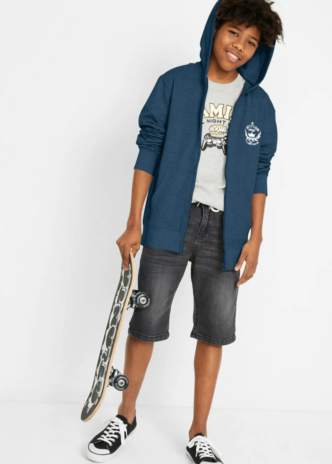 Niños bonprix bonprix Chaqueta de chándal de algodón puro con capucha