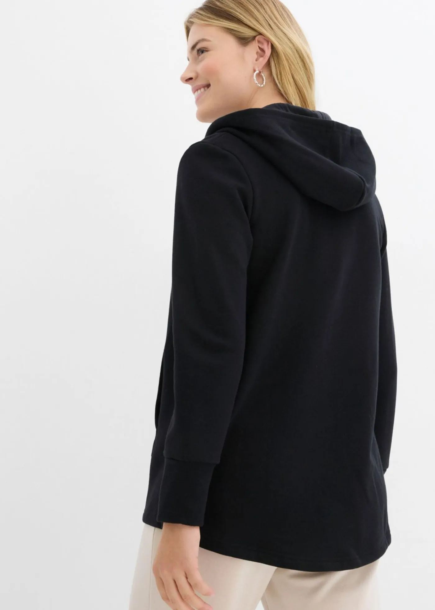 bonprix bonprix Ropa Cómoda>Chaqueta de chándal de suave mezcla de algodón Negro