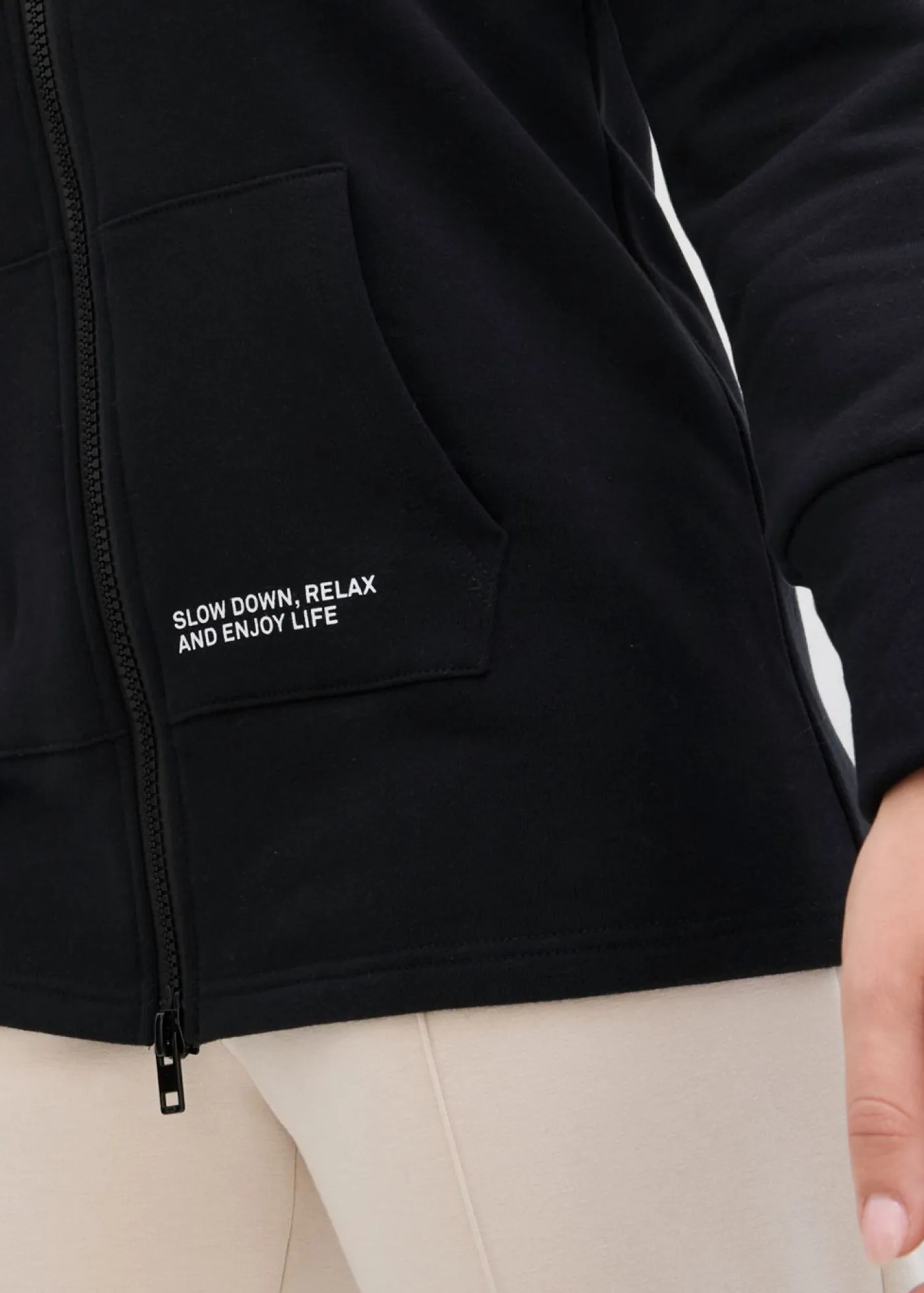 bonprix bonprix Ropa Cómoda>Chaqueta de chándal de suave mezcla de algodón Negro