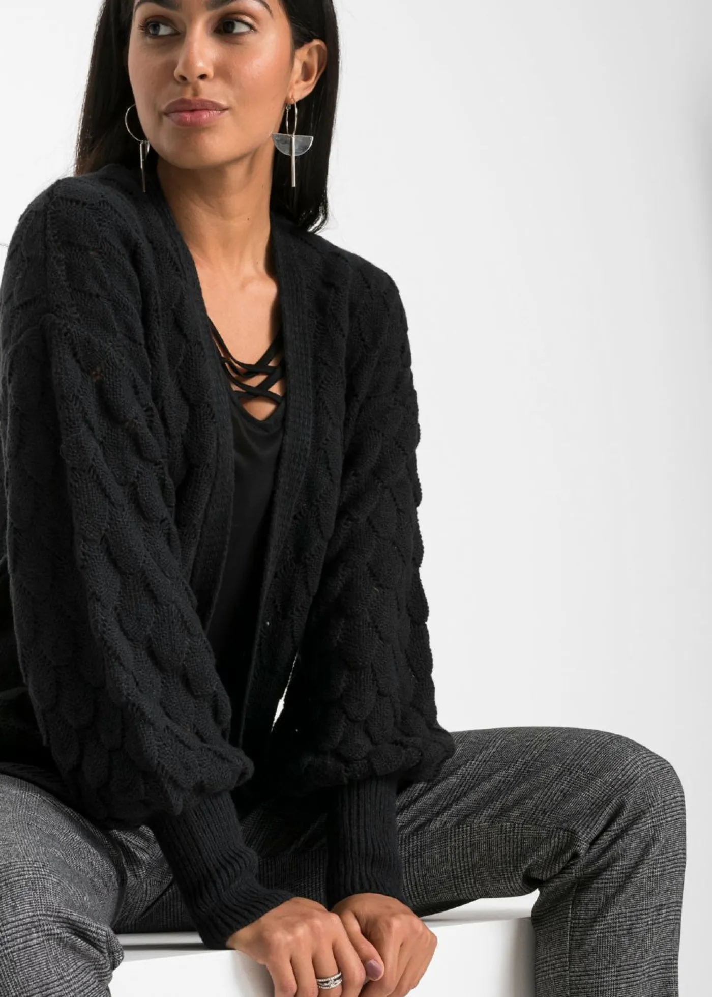 bonprix bonprix Jerséis|Ropa De Punto>Chaqueta de punto ajour Negro