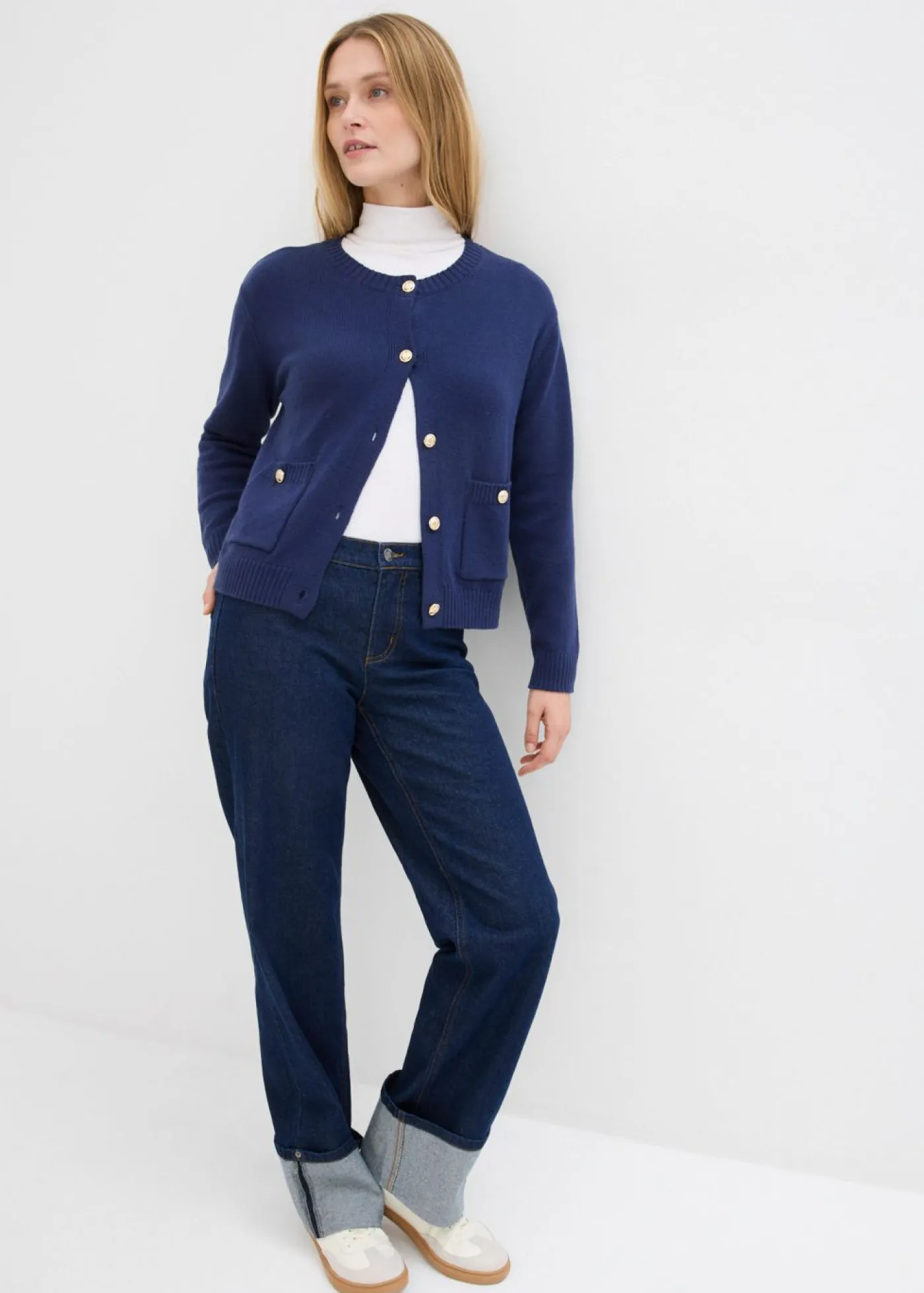 bonprix bonprix Jerséis|Ropa De Punto>Chaqueta de punto con bolsillos Azul marino