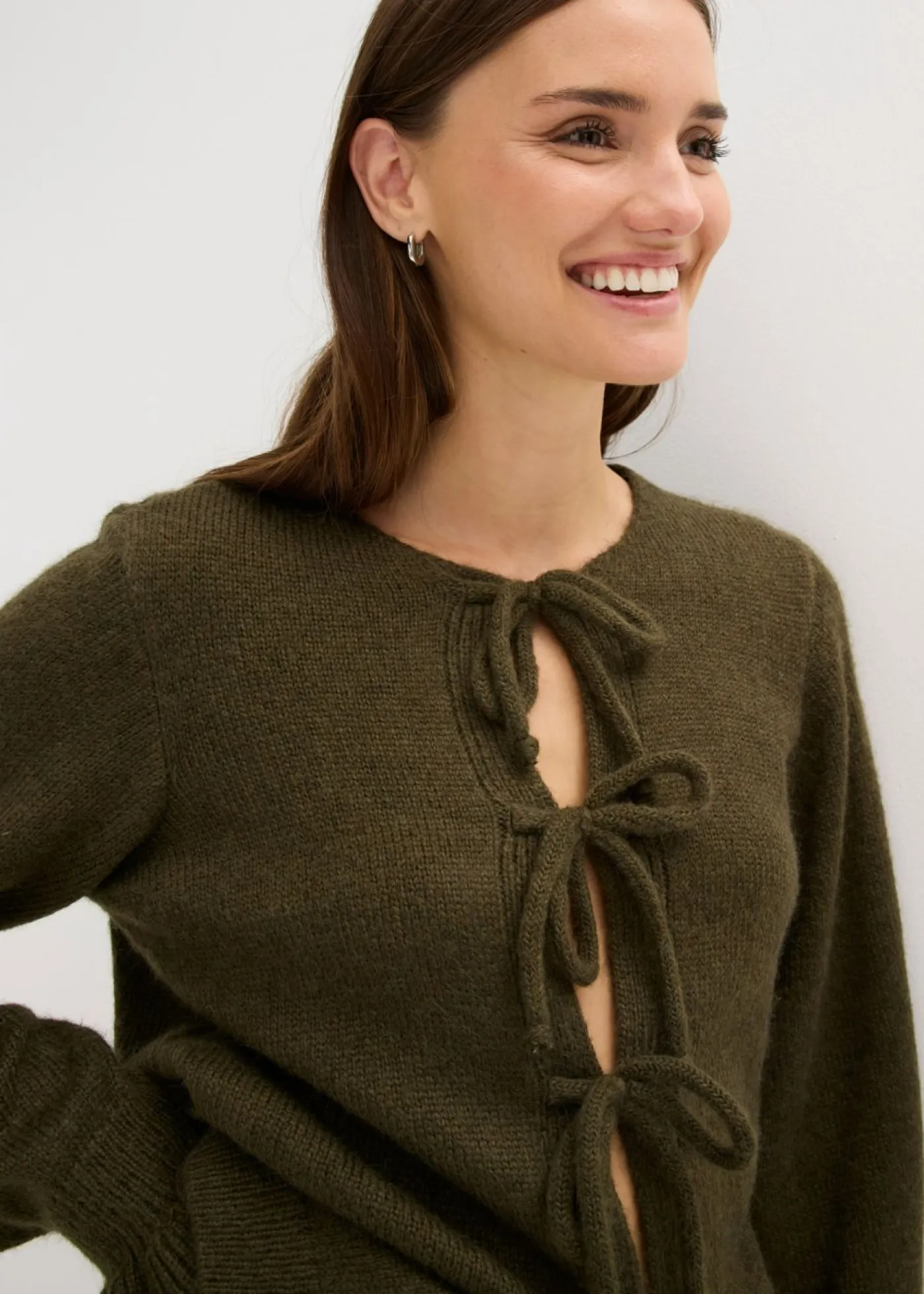 bonprix bonprix Jerséis|Ropa De Punto>Chaqueta de punto oversize de suave mezcla de lana verde oliva oscuro/verde oliva mate moteado