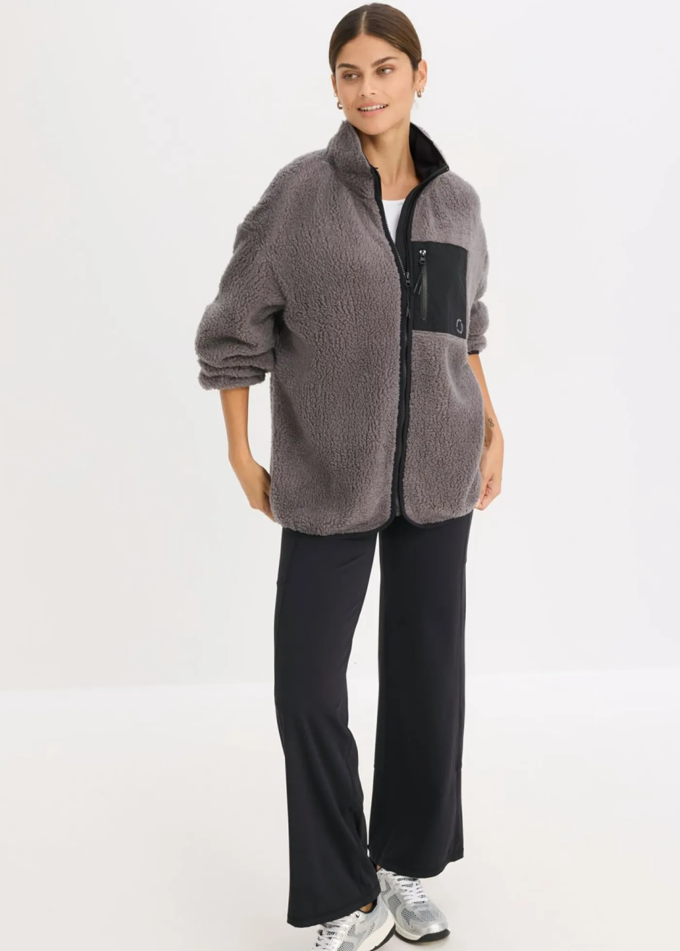 bonprix bonprix Ropa Deportiva|Chaquetas Y Abrigos>Chaqueta deportiva funcional con corte holgado Pizarra + negro