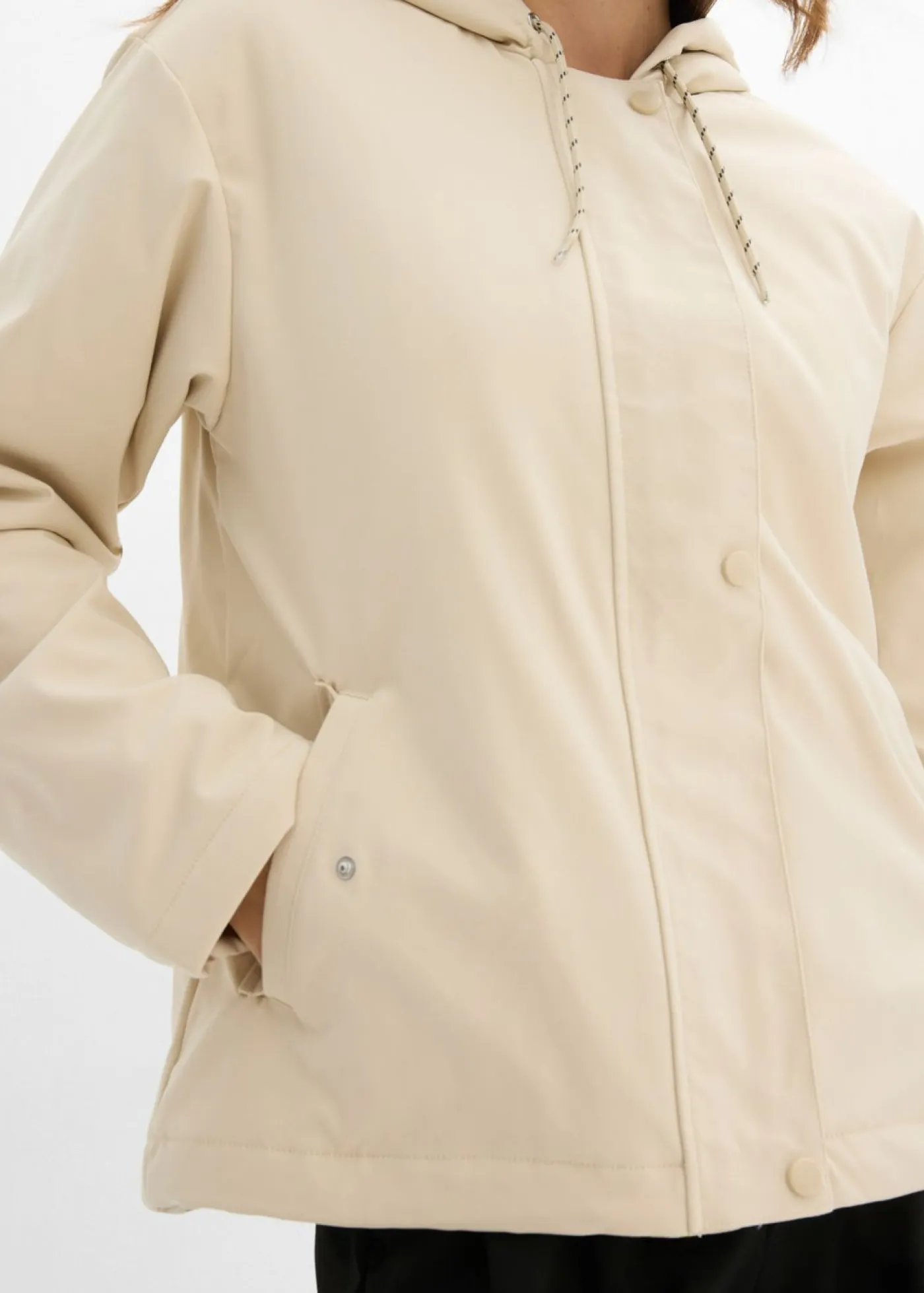 bonprix bonprix Chaquetas Y Abrigos|Novedades>Chaqueta funcional ligeramente acolchada de material repelente al agua Arena claro