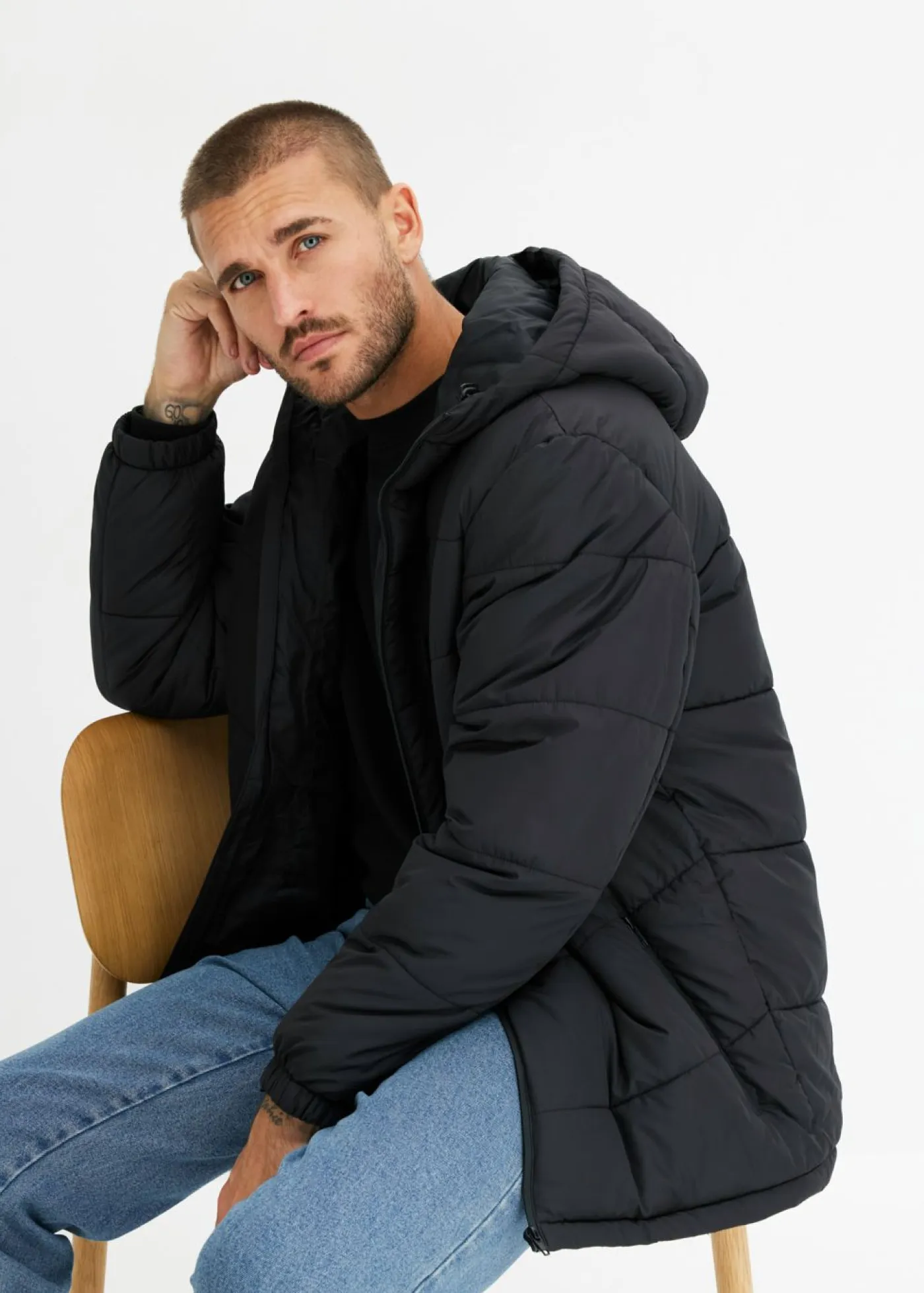 Hombre bonprix bonprix Chaqueta funcional repelente al agua con acabado Bionic