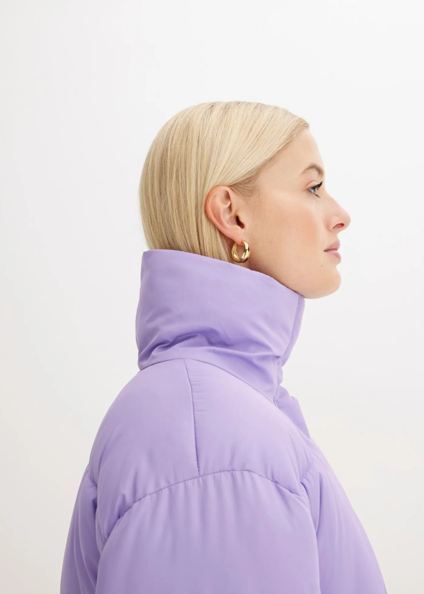 bonprix bonprix Chaquetas Y Abrigos>Chaqueta guateada con cuello alto Lila suave